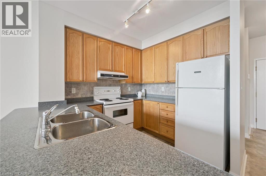 #607 70 PORT Street E - Image 10