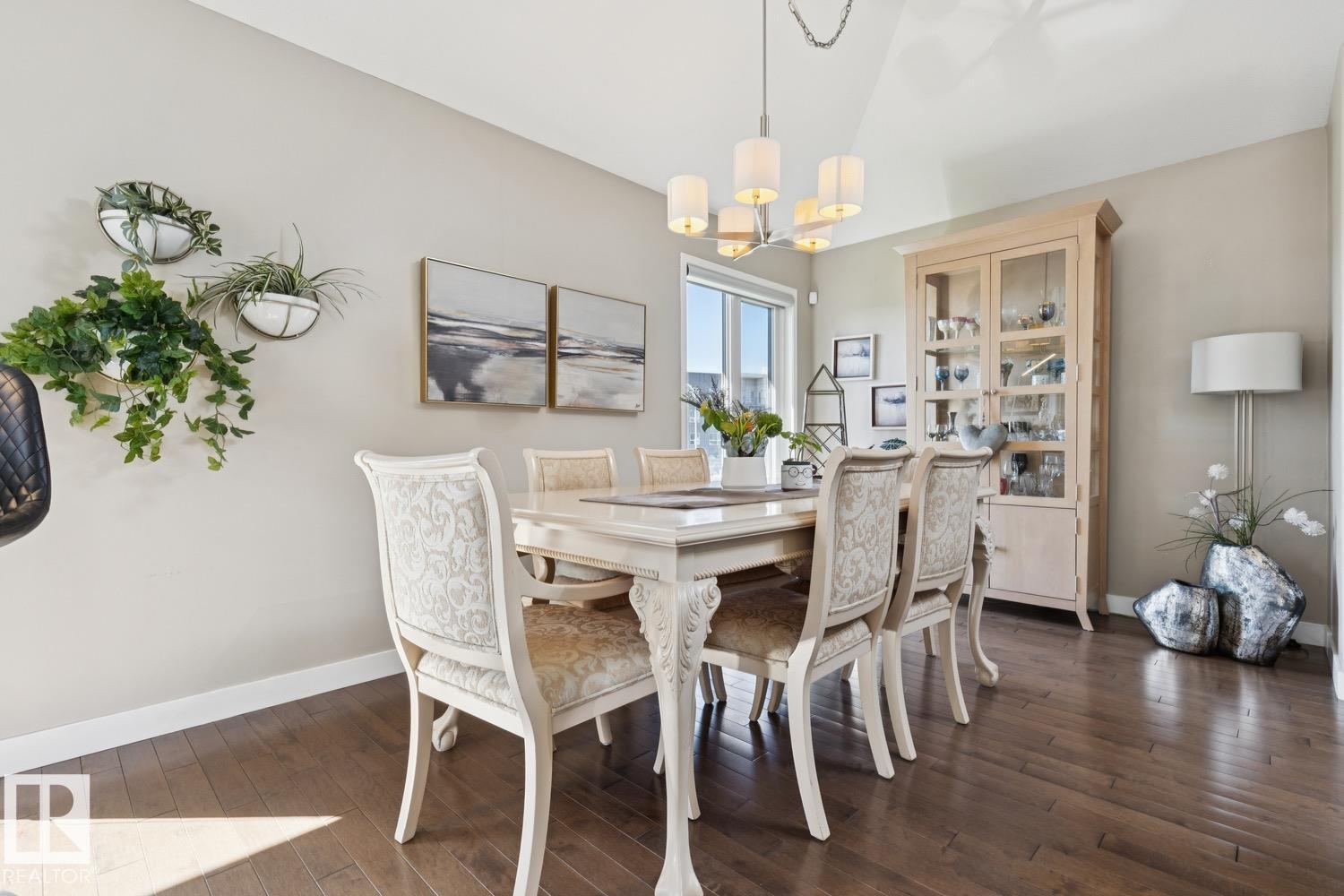 #8 11809 9B AV NW - 14