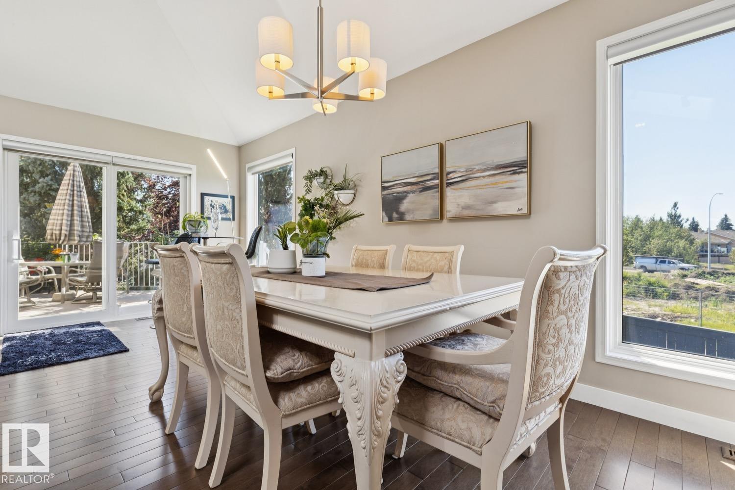 #8 11809 9B AV NW - 15