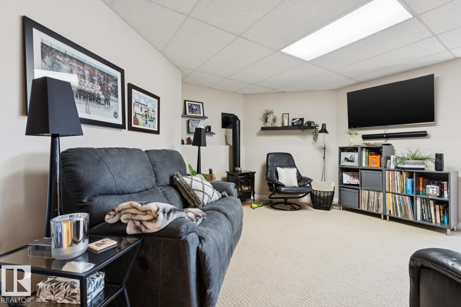 #8 11809 9B AV NW - Image 29