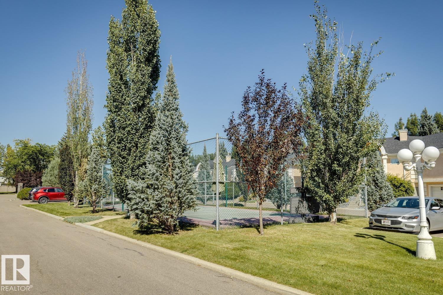 #8 11809 9B AV NW - 48