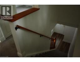 144 Sekura Crescent, Cambridge, ON N1R7G1 Photo 11