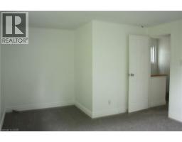 144 Sekura Crescent, Cambridge, ON N1R7G1 Photo 9