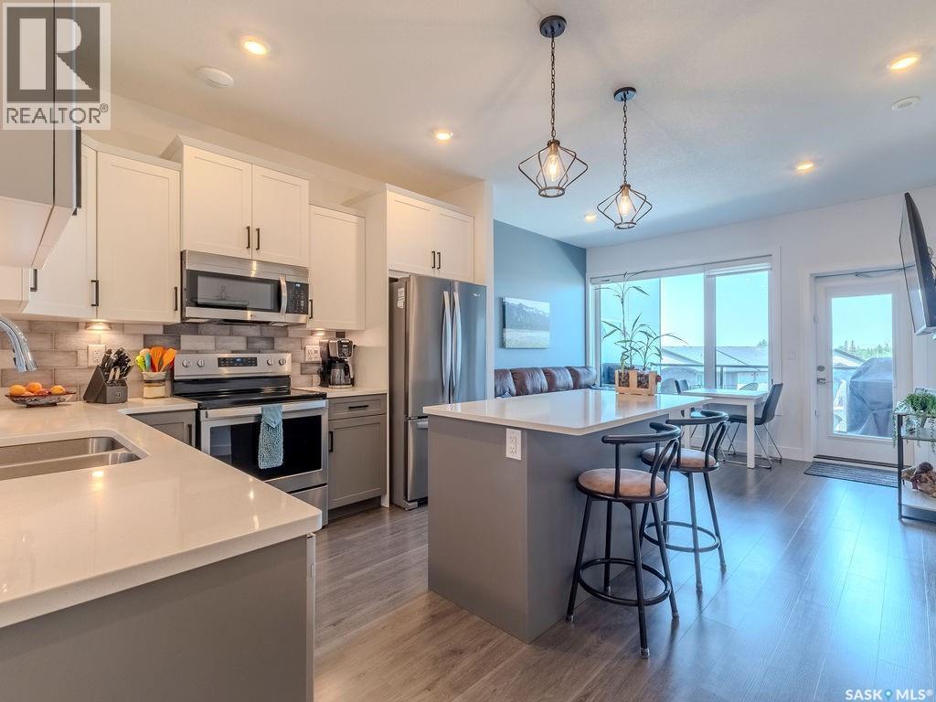 #313 105 Willis CRESCENT - Image 14