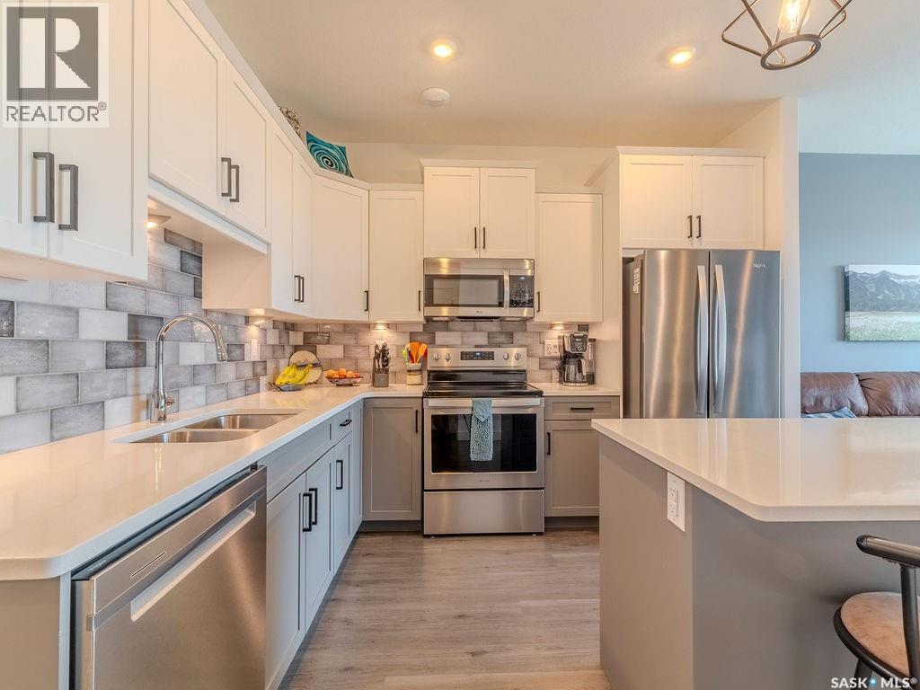 #313 105 Willis CRESCENT - Image 15