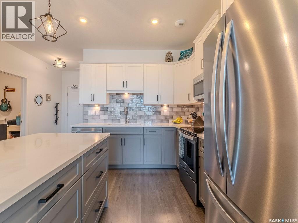 #313 105 Willis CRESCENT - Image 16