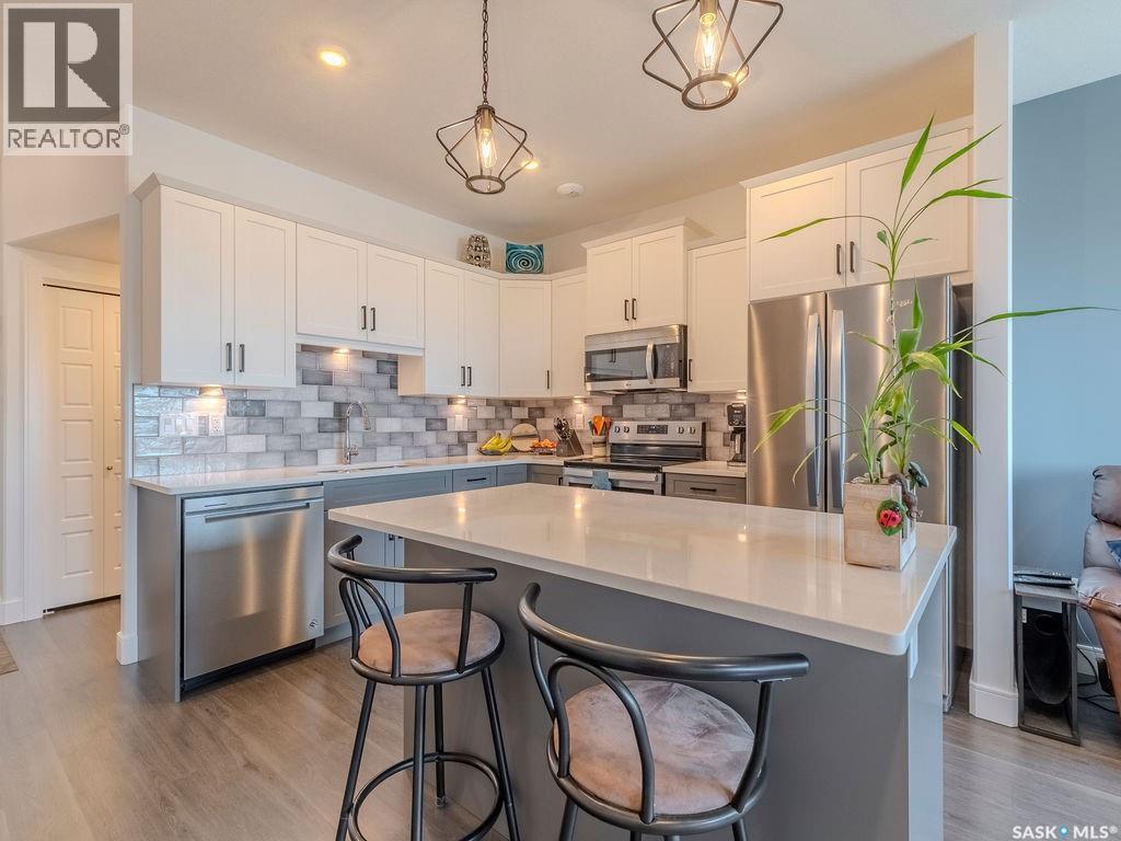 #313 105 Willis CRESCENT - Image 19