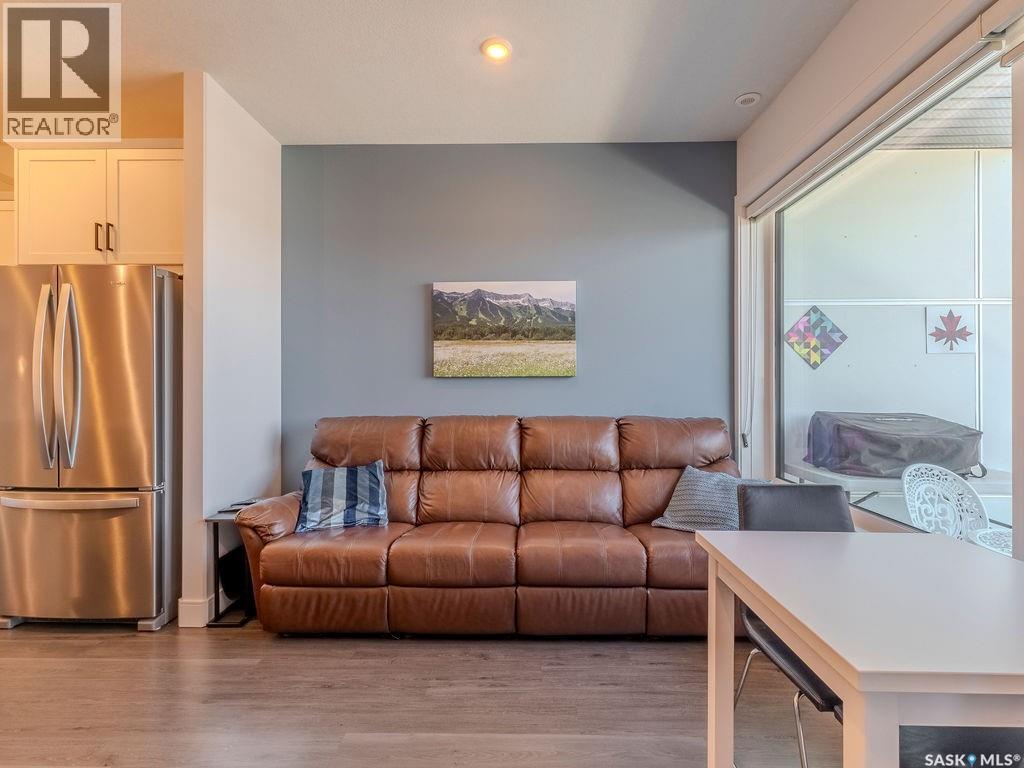 #313 105 Willis CRESCENT - Image 22