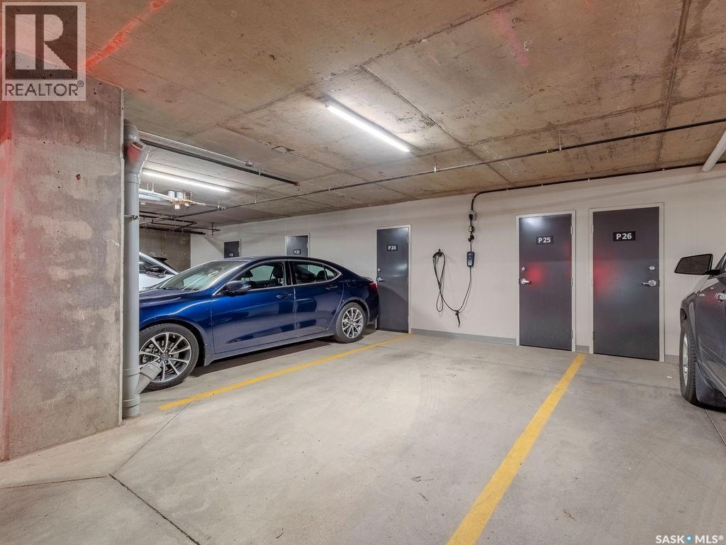 #313 105 Willis CRESCENT - Image 33