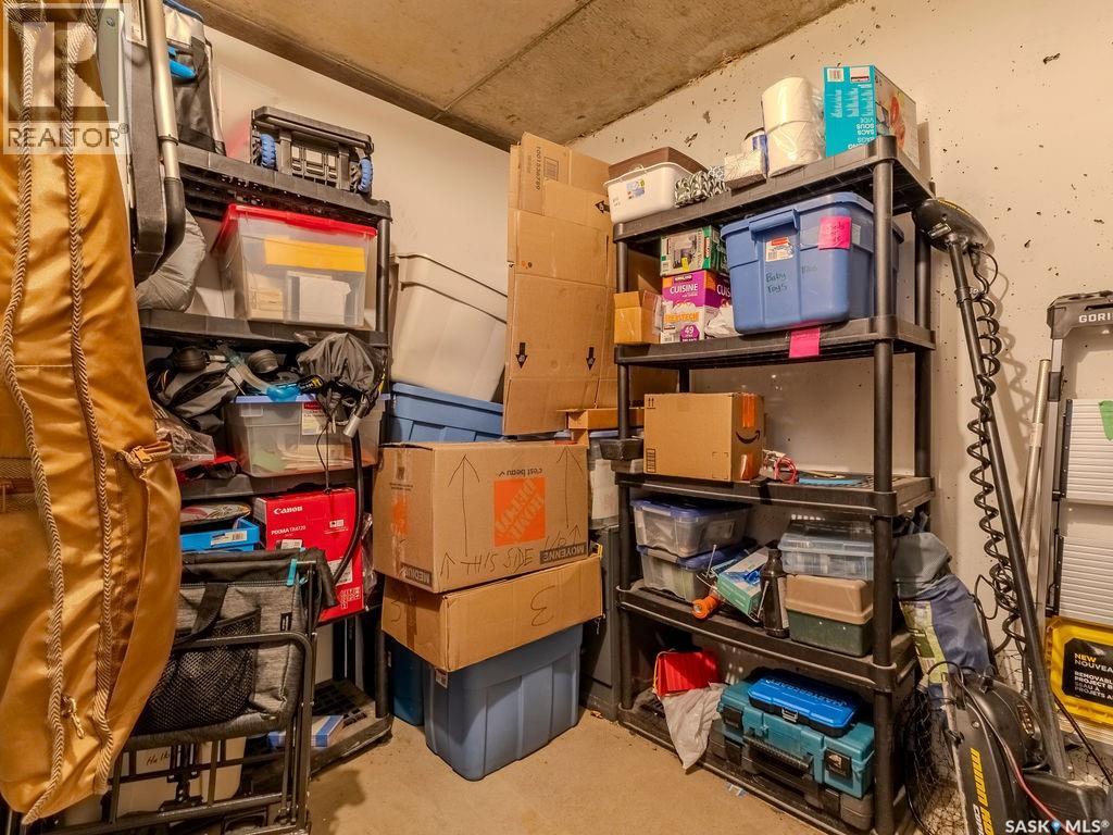 #313 105 Willis CRESCENT - Image 34