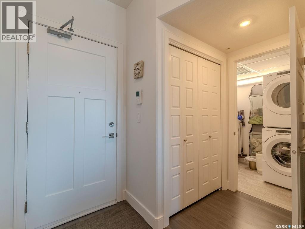 #313 105 Willis CRESCENT - Image 8