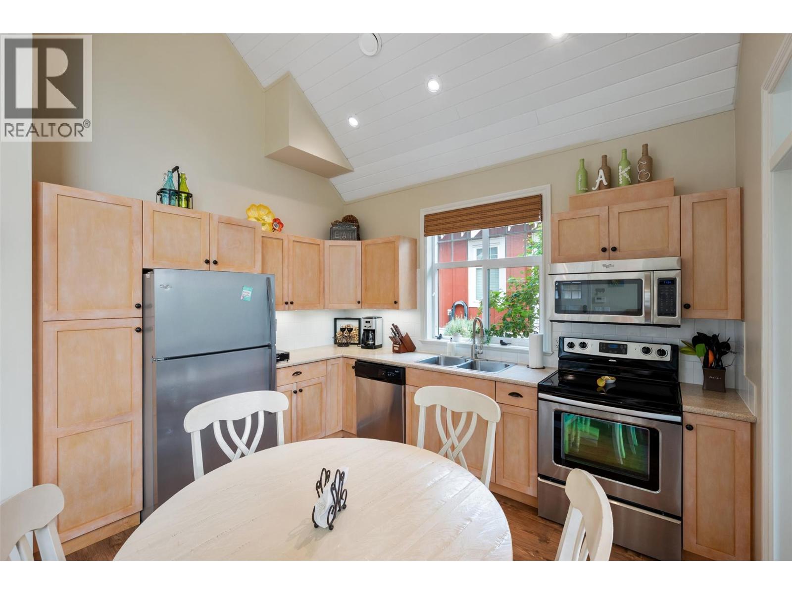2450 Radio Tower Road Unit# 109, Oliver