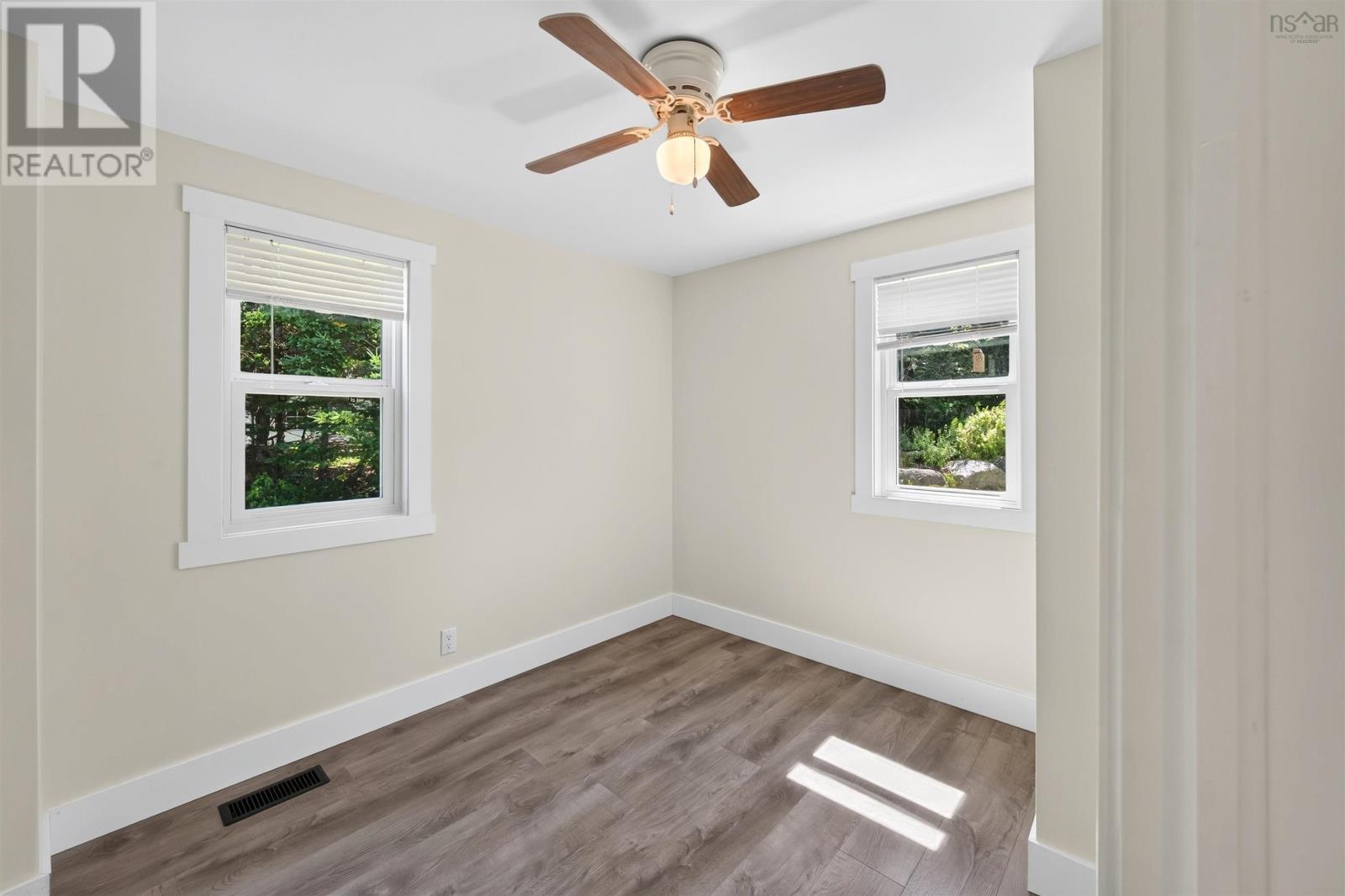 115 Harbourview Drive - 24