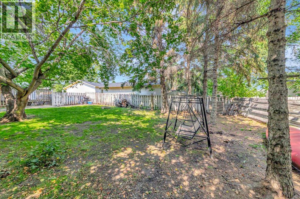 3009 49 Avenue - 28