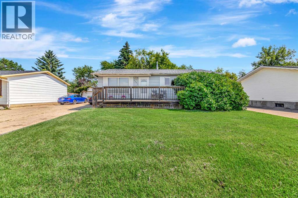 3009 49 Avenue - 34