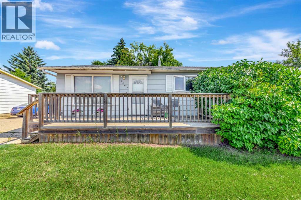 3009 49 Avenue - 2