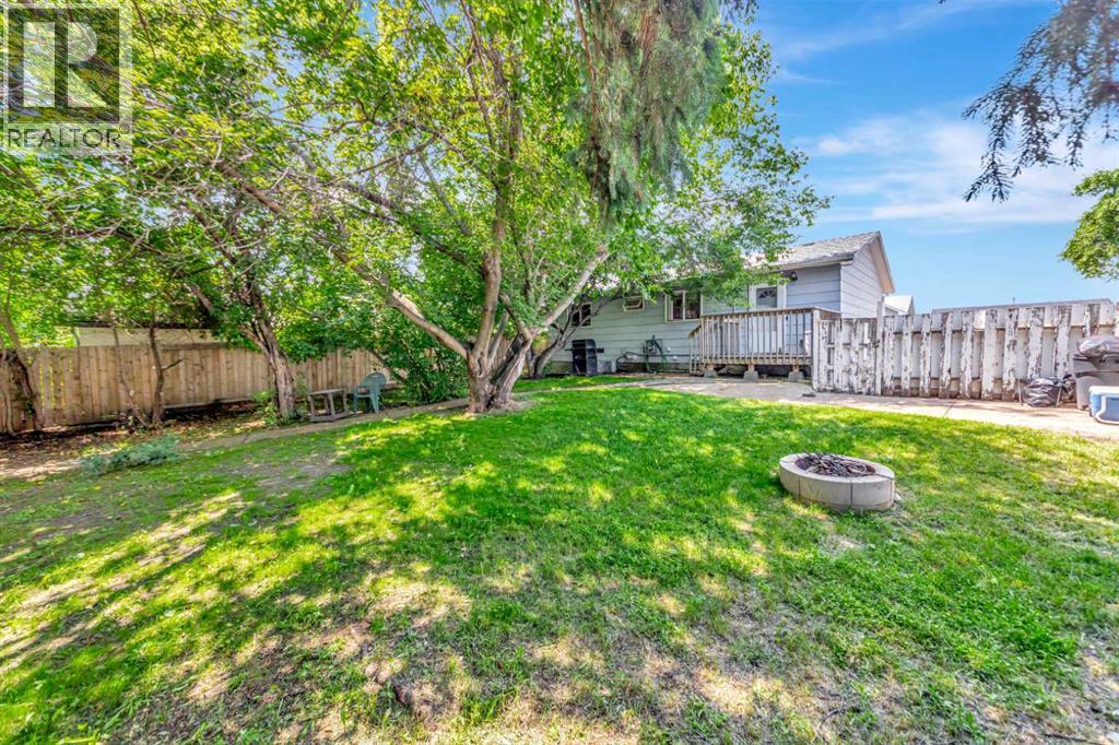 3009 49 Avenue - 30