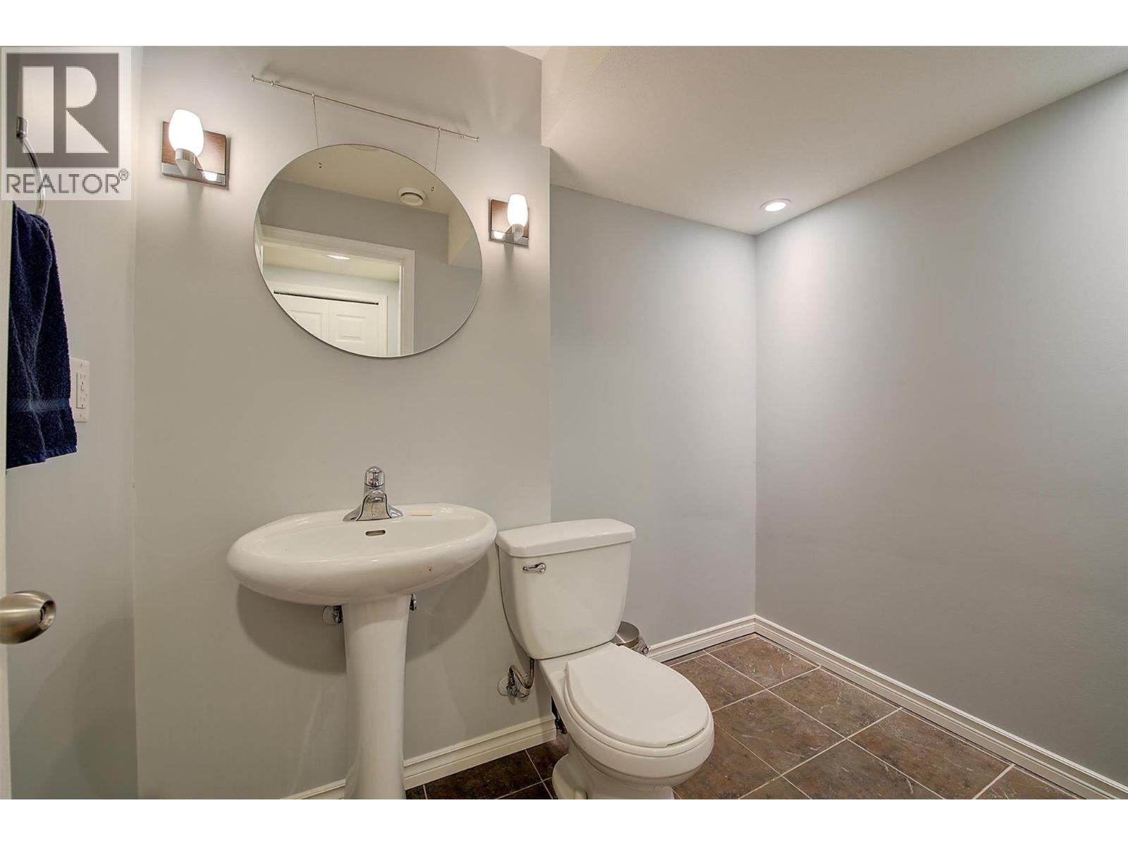 #6 788 Rutland Road N - 16