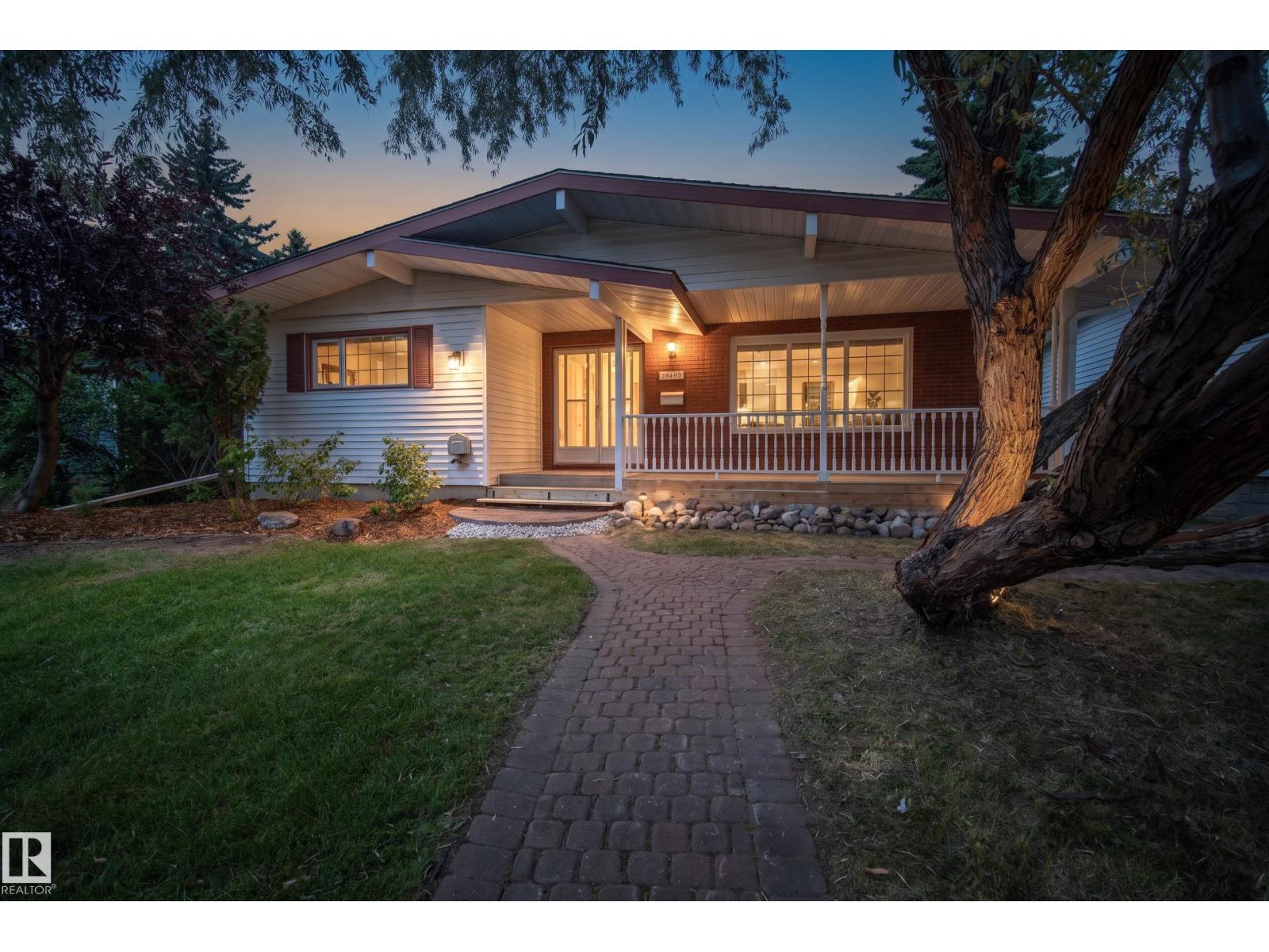 11728 39 AV NW - 1