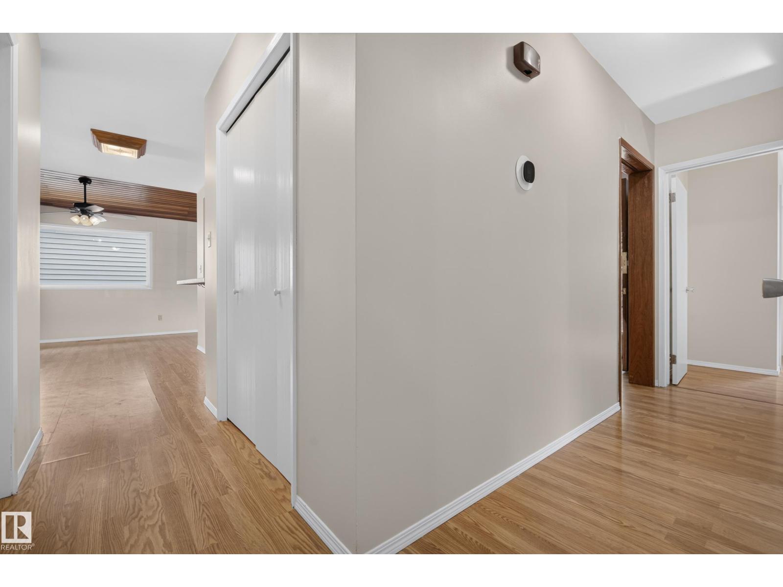 11728 39 AV NW - 19