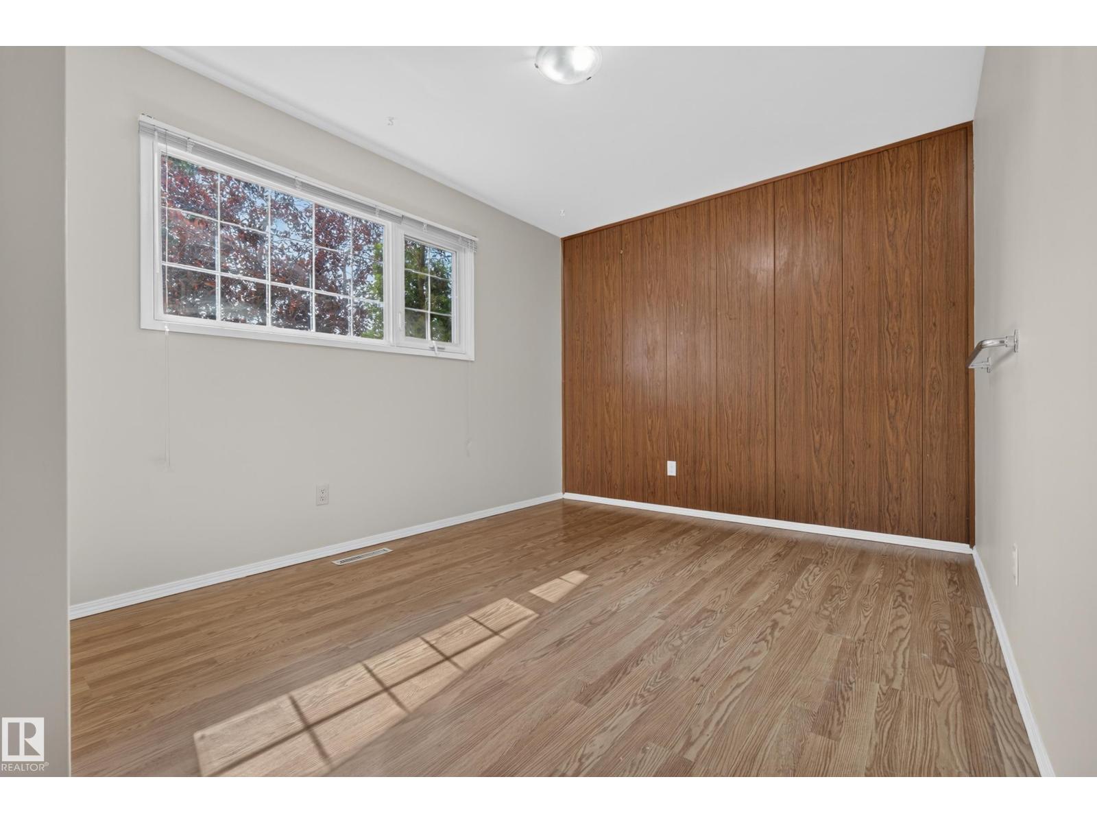 11728 39 AV NW - Image 26