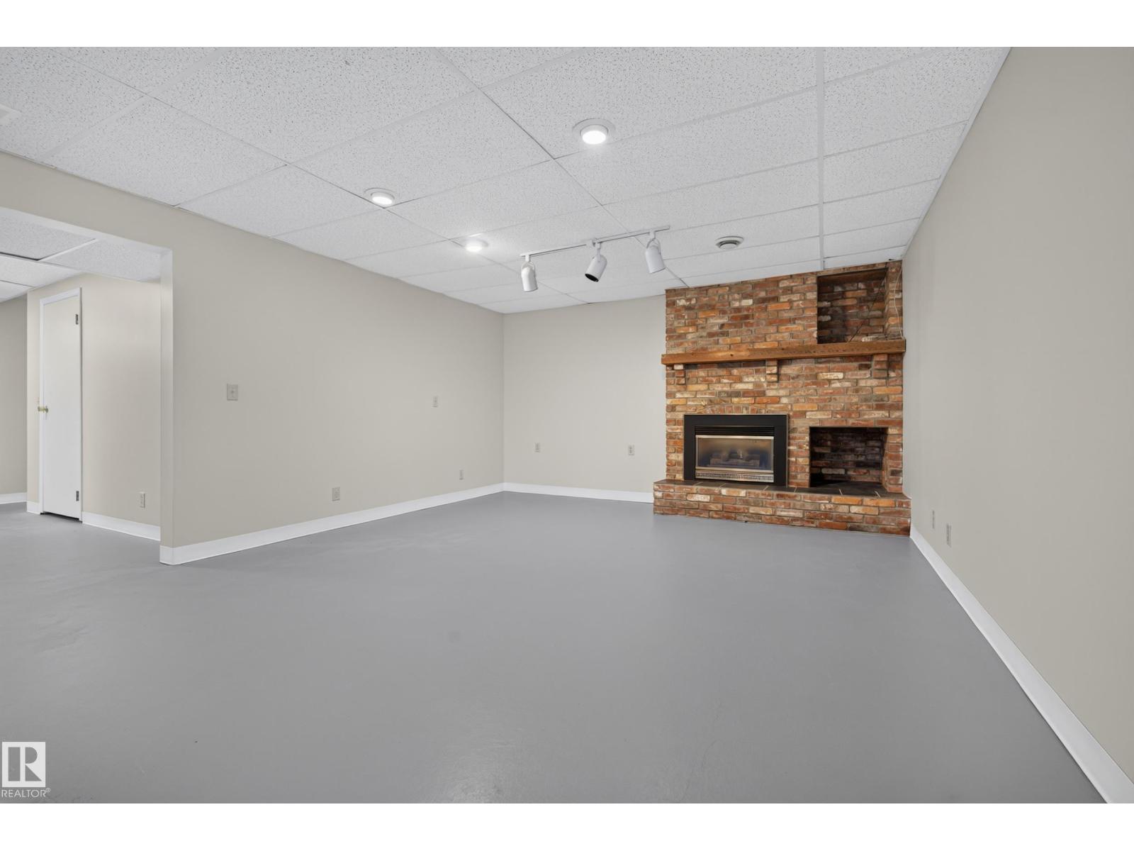 11728 39 AV NW - 33
