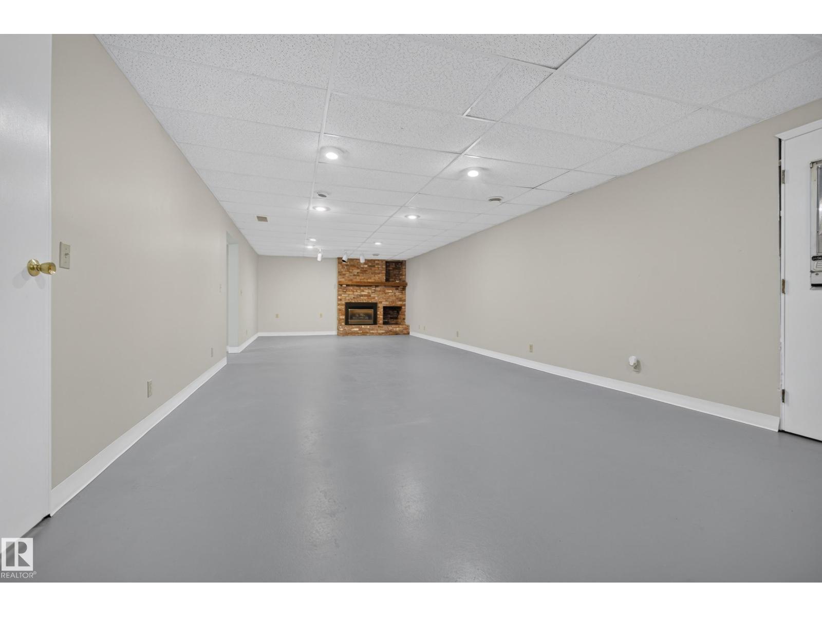 11728 39 AV NW - 34
