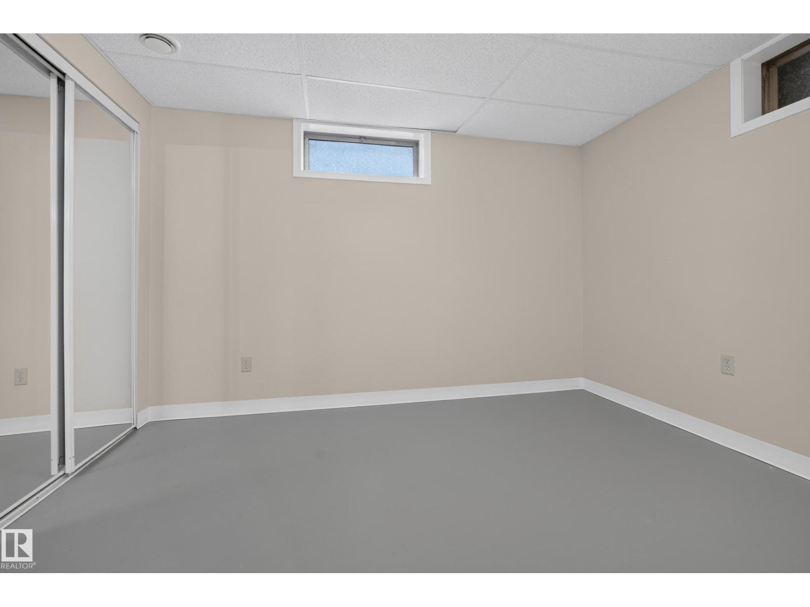 11728 39 AV NW - Image 38