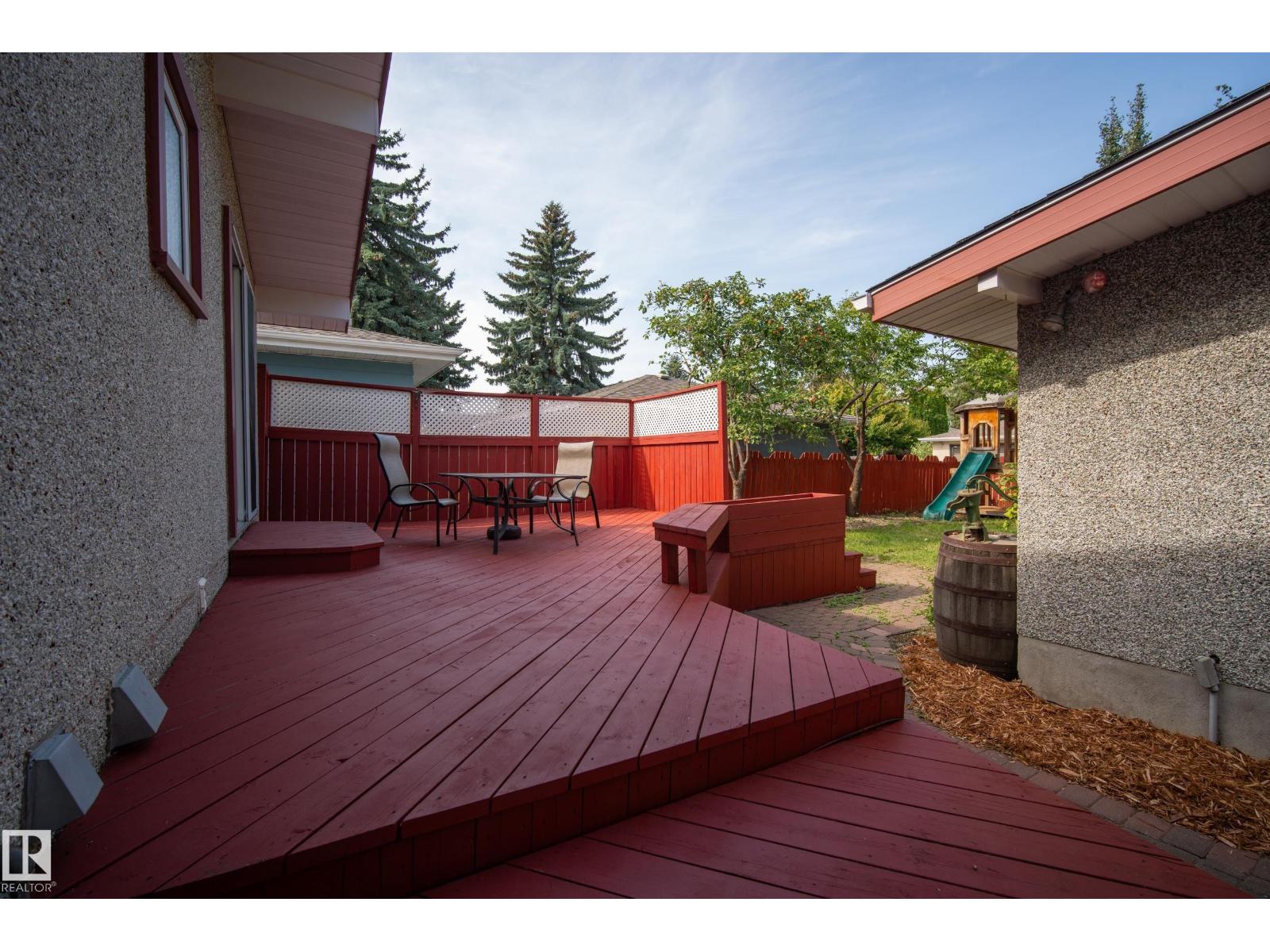 11728 39 AV NW - Image 45
