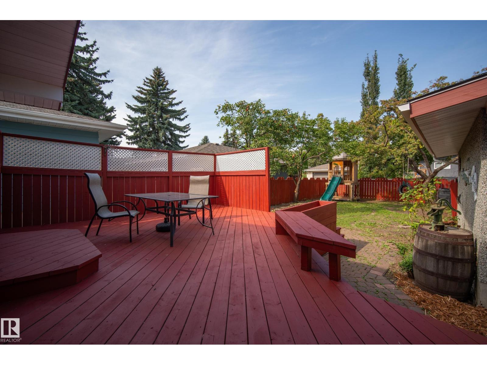 11728 39 AV NW - Image 46