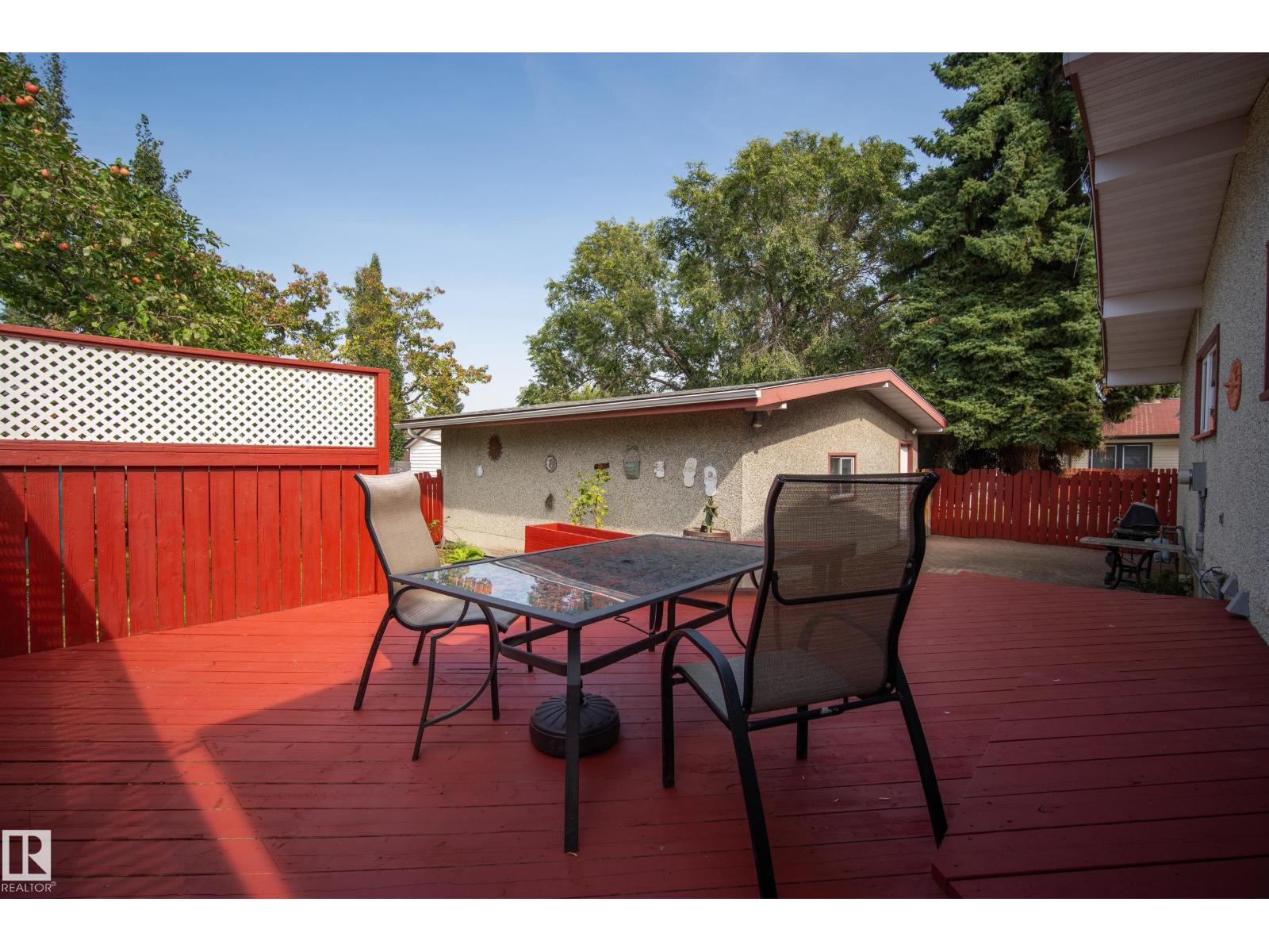 11728 39 AV NW - 47