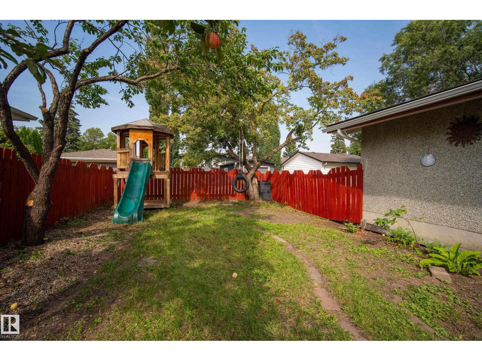 11728 39 AV NW - 49
