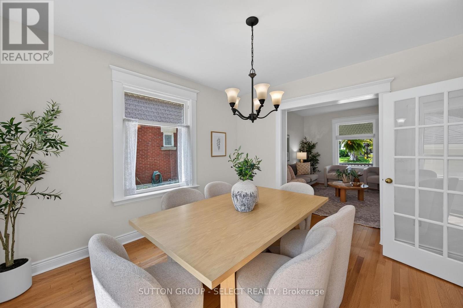 345 TECUMSEH AVENUE E - 9