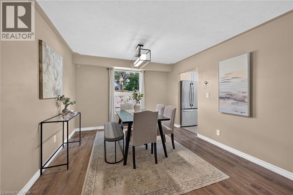 26 ELMVALE Court - Image 4