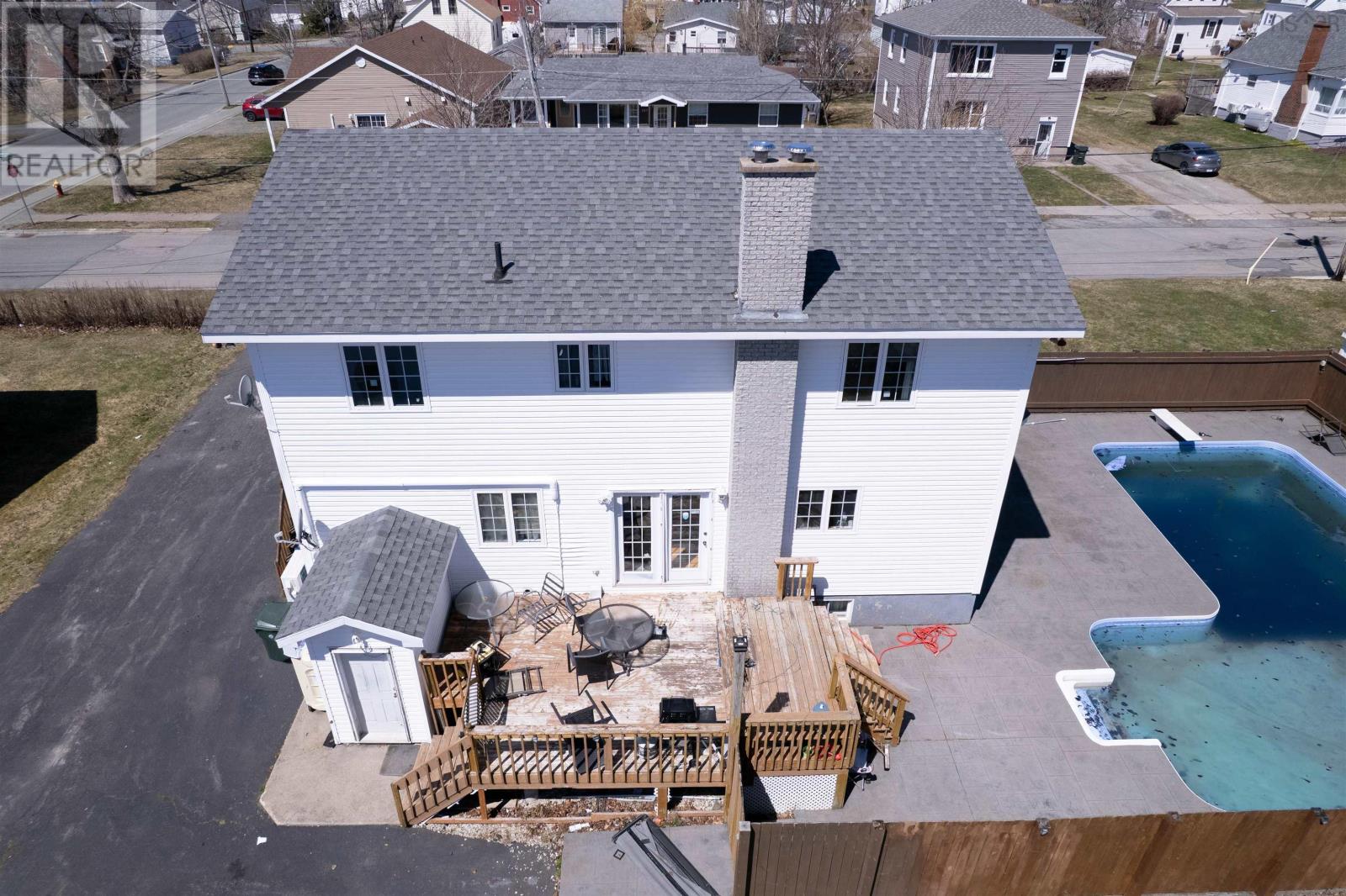 348 Cartier Street - Image 12