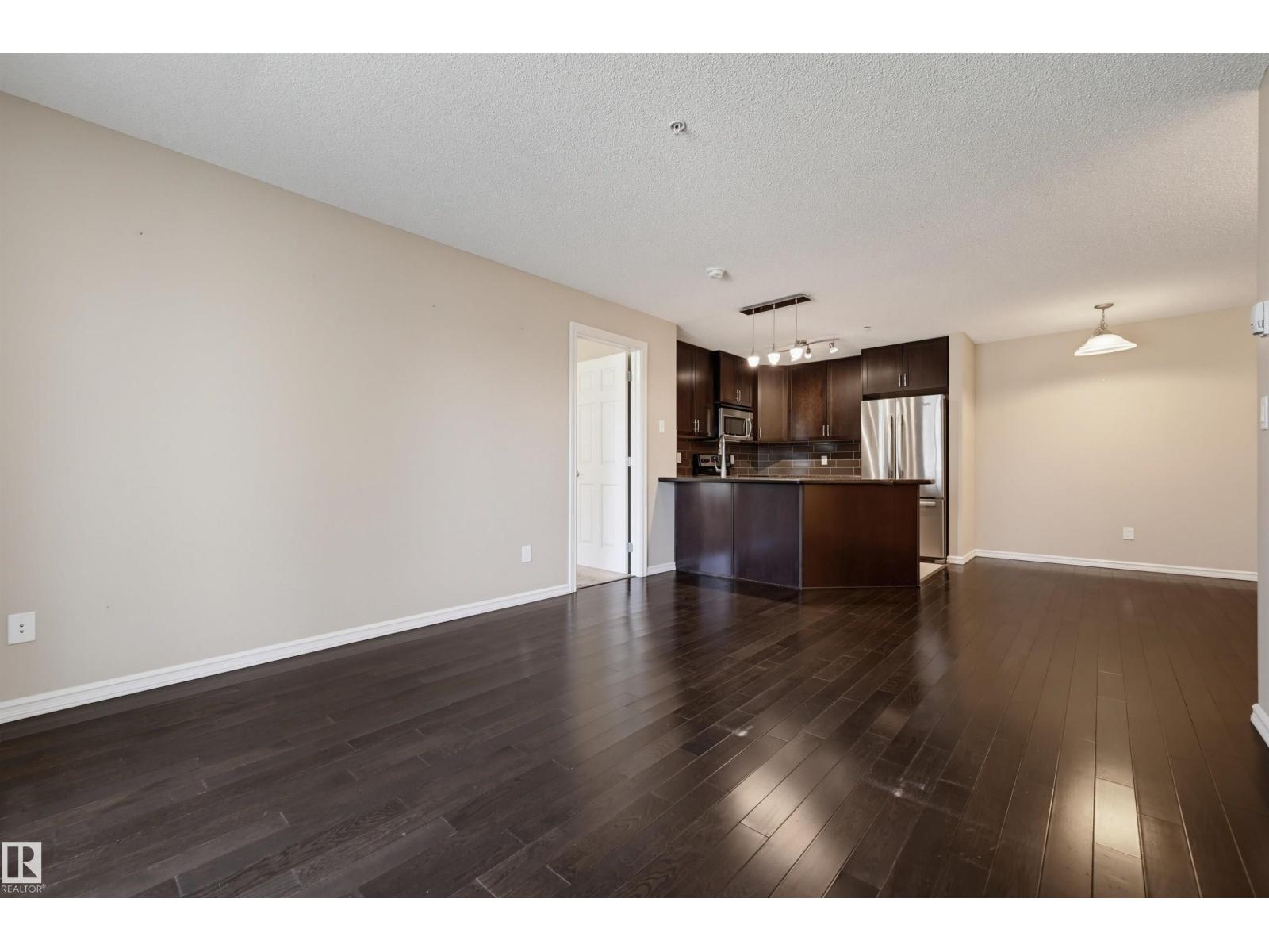 #208 2204 44 AV NW - Image 8