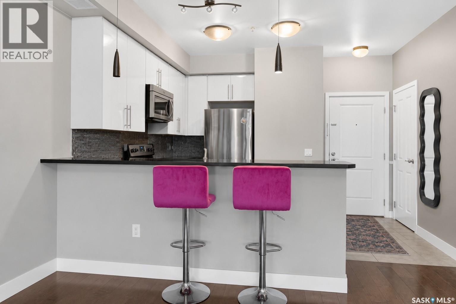 #202 2255 ANGUS STREET - 3