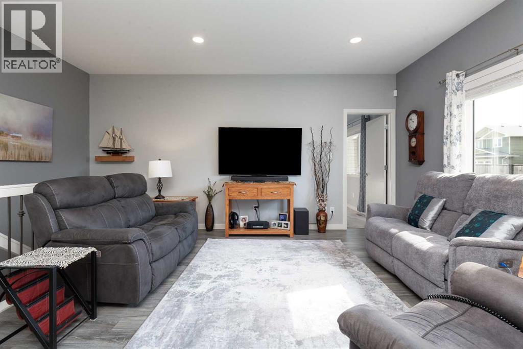 #2 318 Northlander Bend W - Image 14