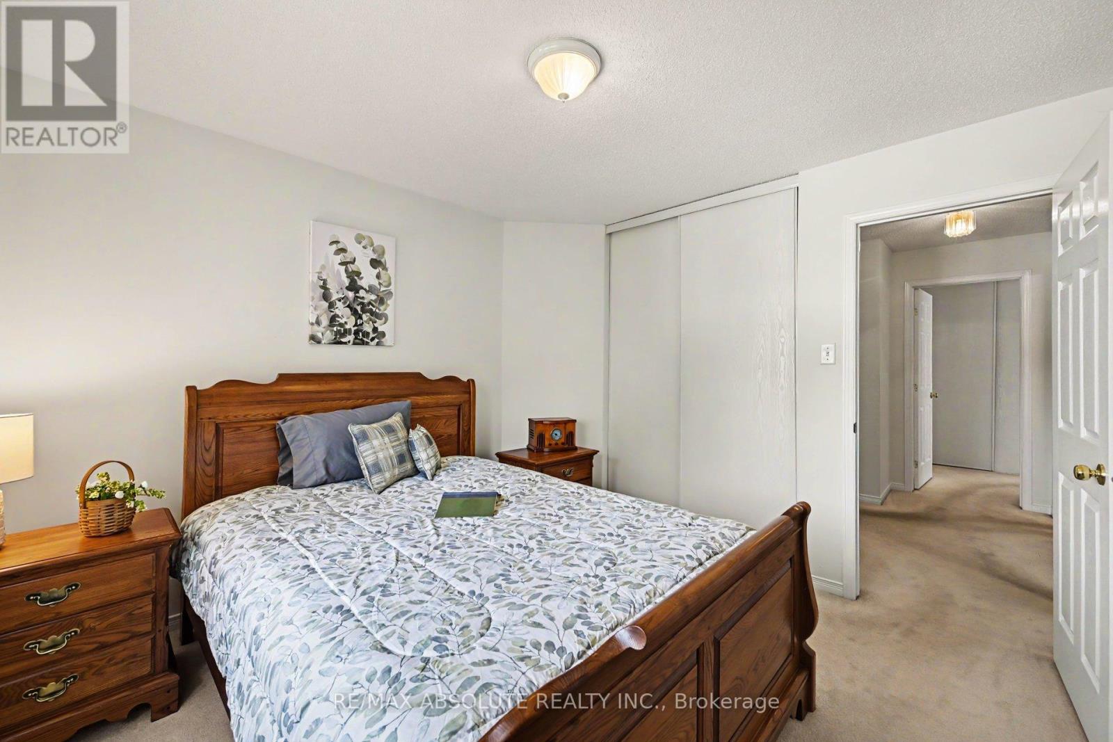 1 RIVER RIDGE CRESCENT - 28
