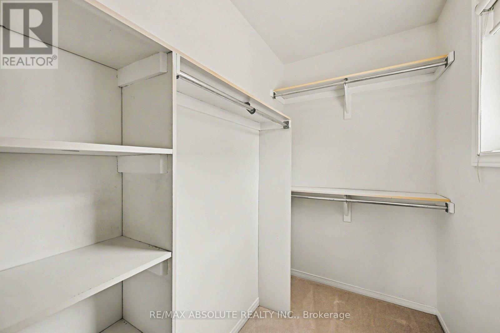 1 RIVER RIDGE CRESCENT - 34