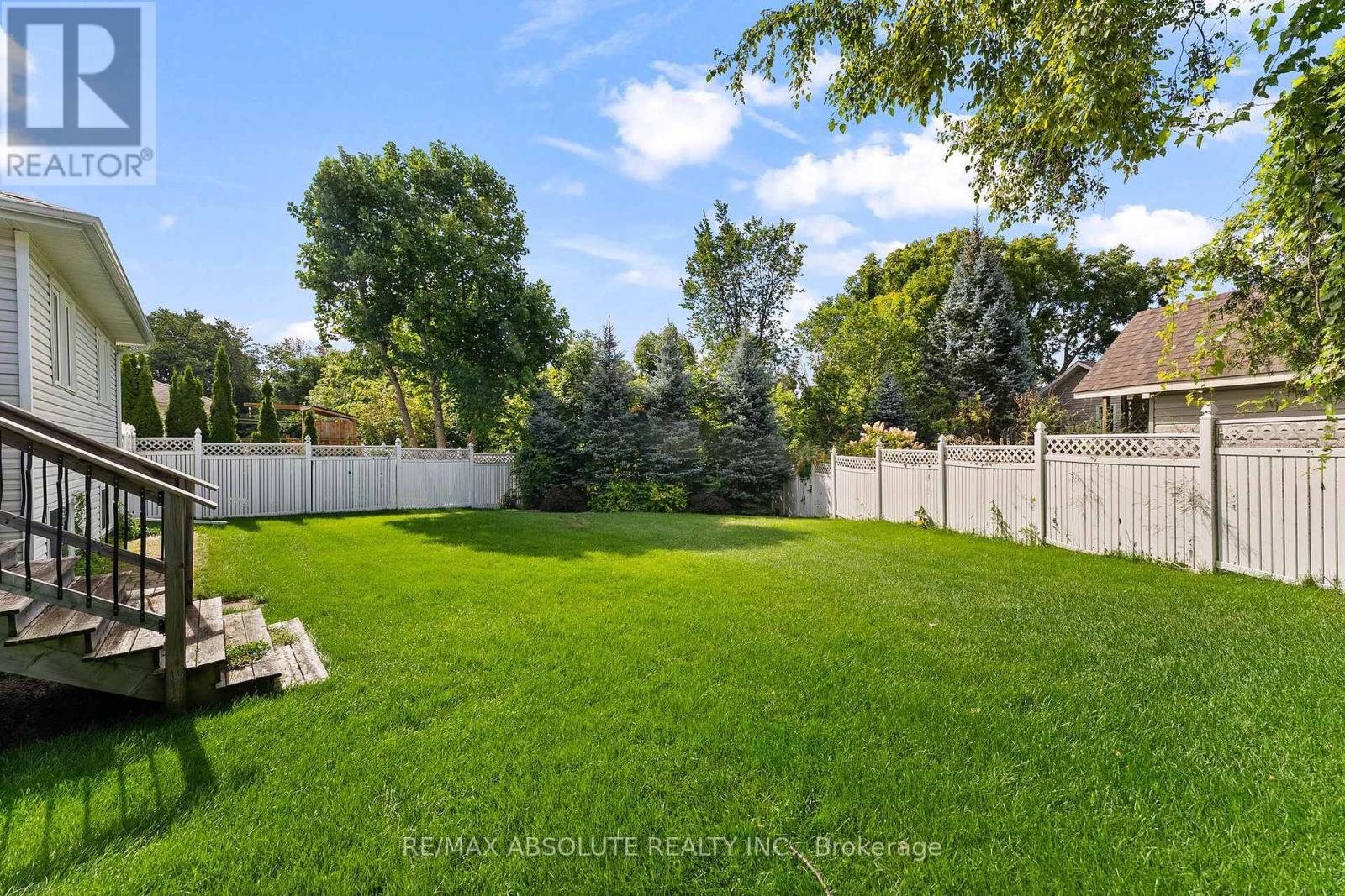 1 RIVER RIDGE CRESCENT - 39