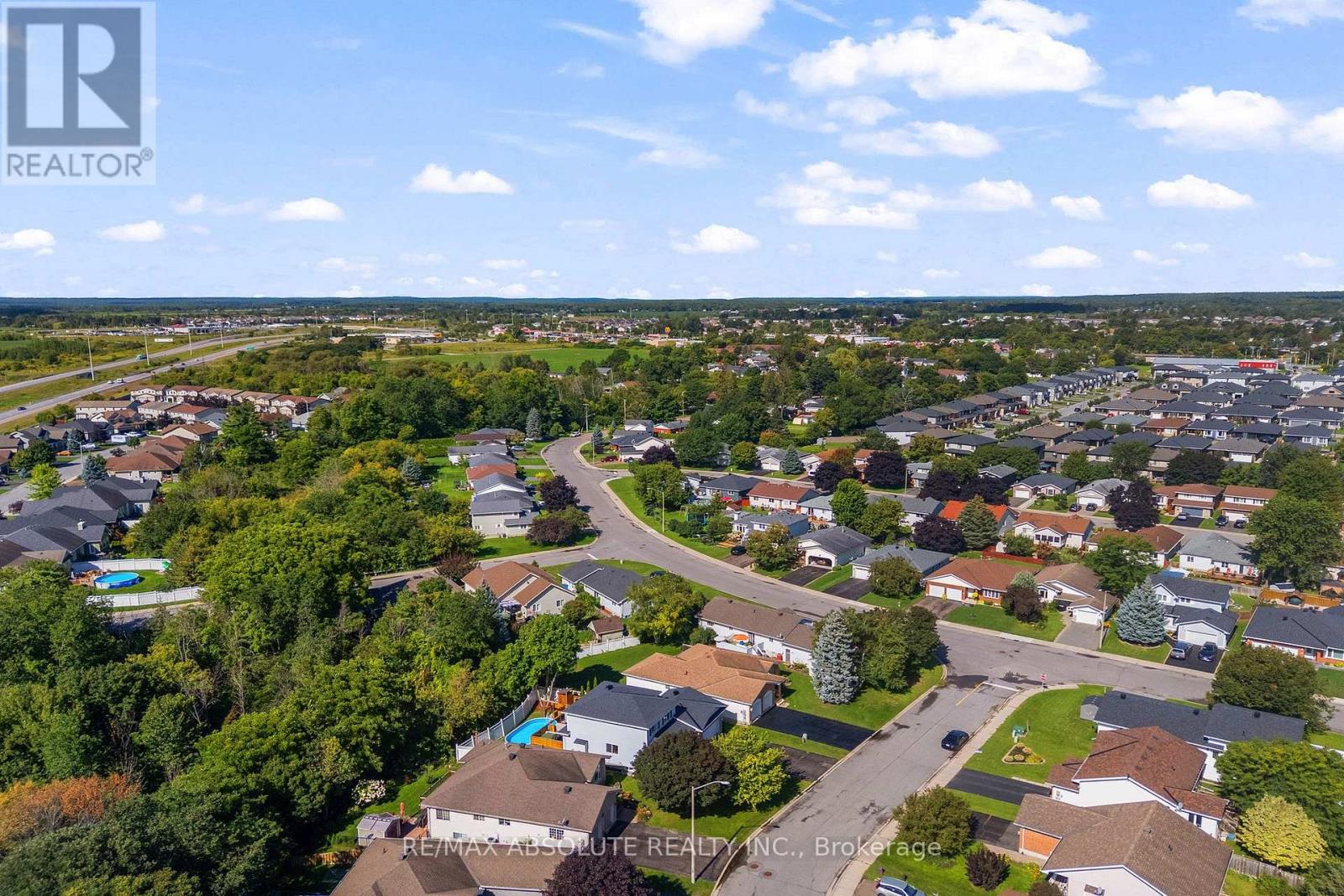 1 RIVER RIDGE CRESCENT - Image 47