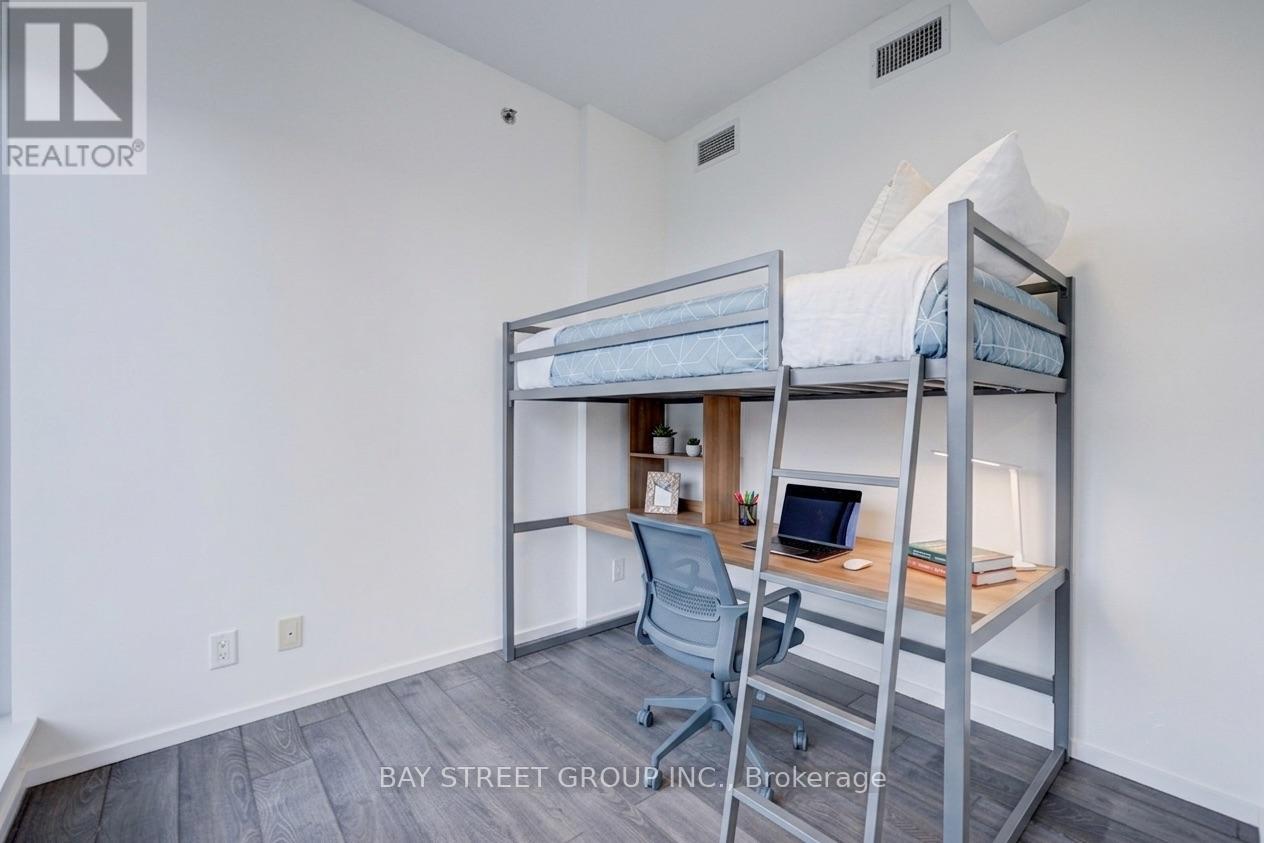#3905 5 ST. JOSEPH STREET - 14