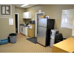 3, 14 Thevenaz Industrial Trail, Sylvan Lake, AB T4S2J7 Photo 7