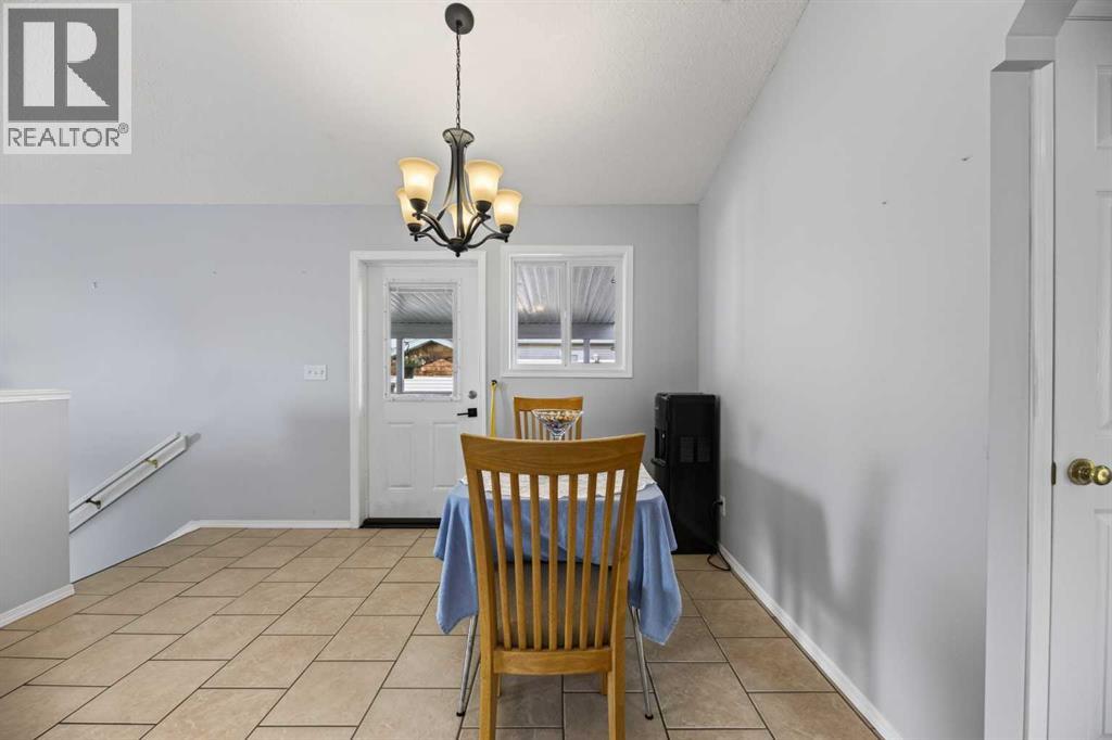 132 Meadowpark Drive - 5