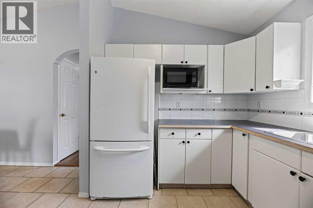 132 Meadowpark Drive - 7