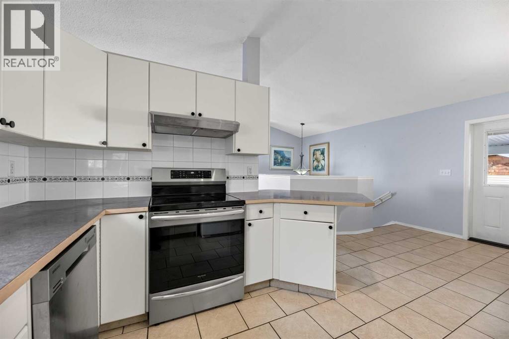 132 Meadowpark Drive - Image 8