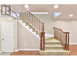 118 Braddock Private, Ottawa, ON K2J0E6 Photo 17