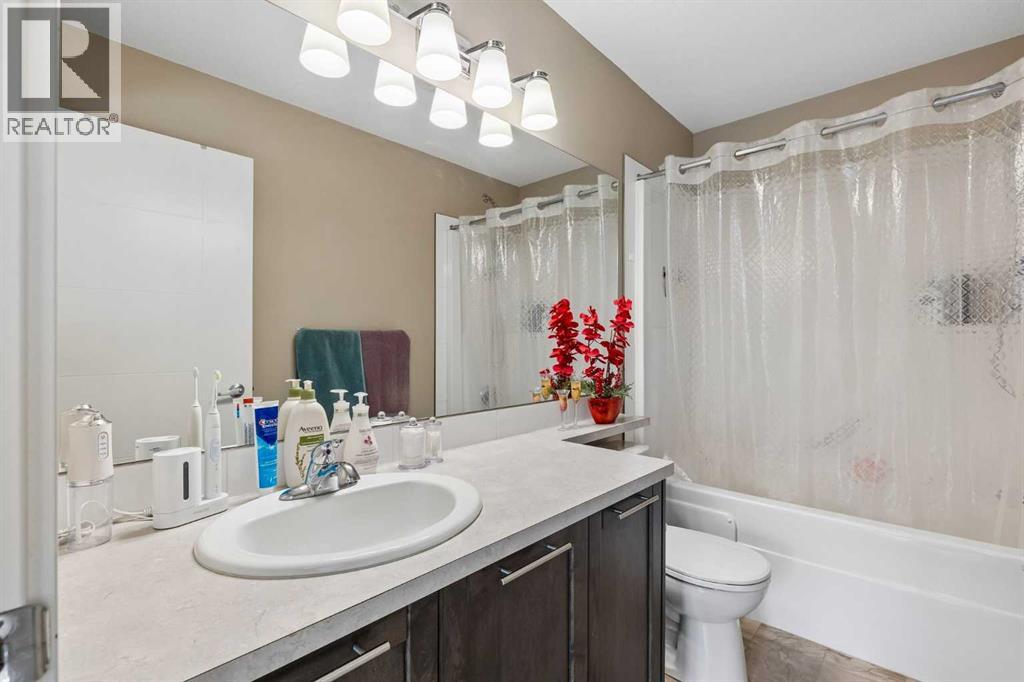 712 Redstone View NE - Image 22
