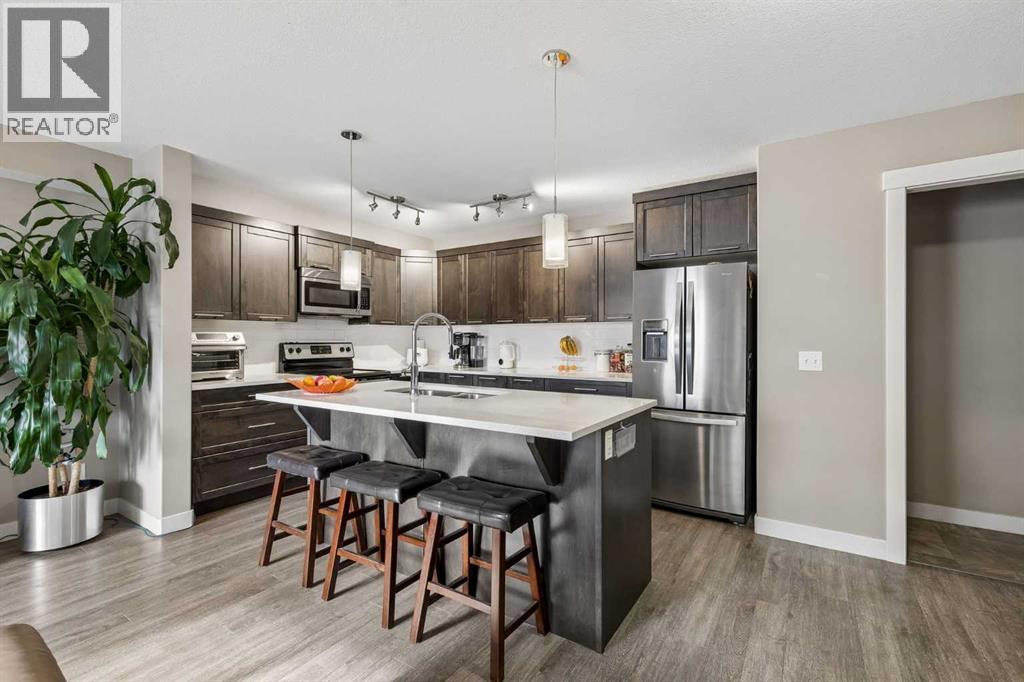 712 Redstone View NE - Image 6